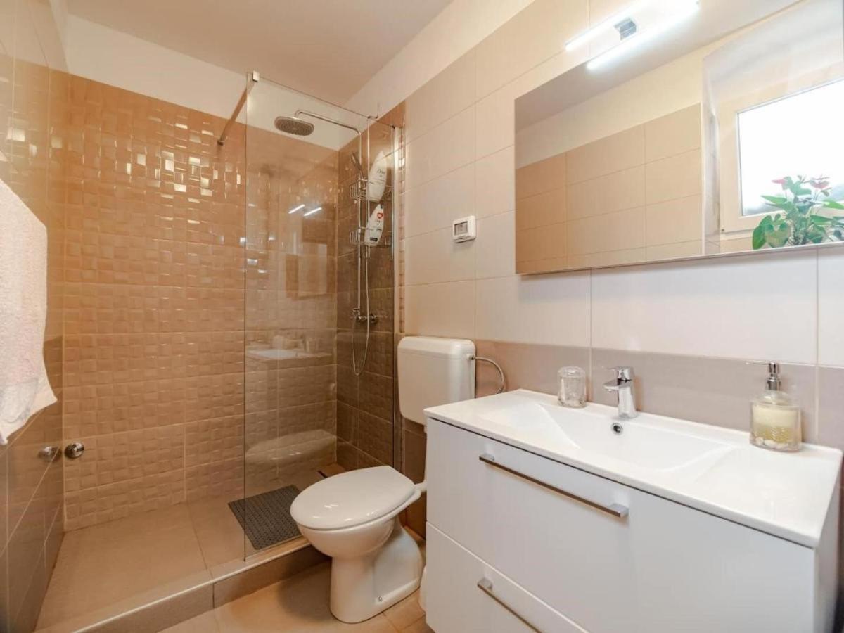 Stella Apartment เมดูลิน ภายนอก รูปภาพ